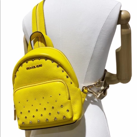 Bundle Michael Kors Convertible Backpack + wallet - Picture 15 of 16